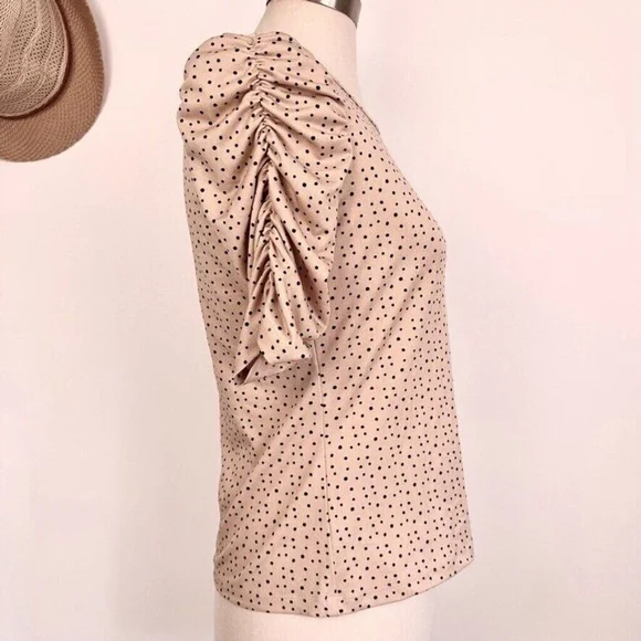 Jules & Leopold Women's Half Sleeve Ruched Top Womens Sz Small Beige Nude - Picture 4 of 9